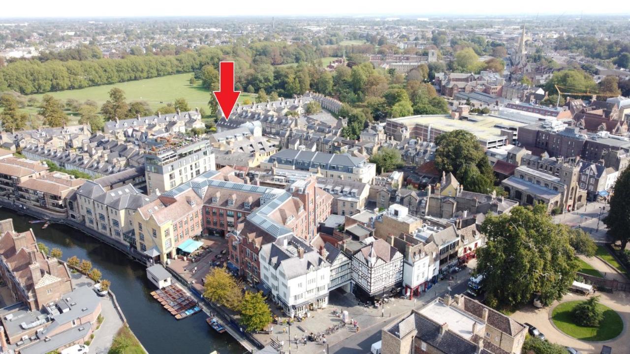 3 Bedroom Jesus Green Townhouse With Parking CBG Exterior foto